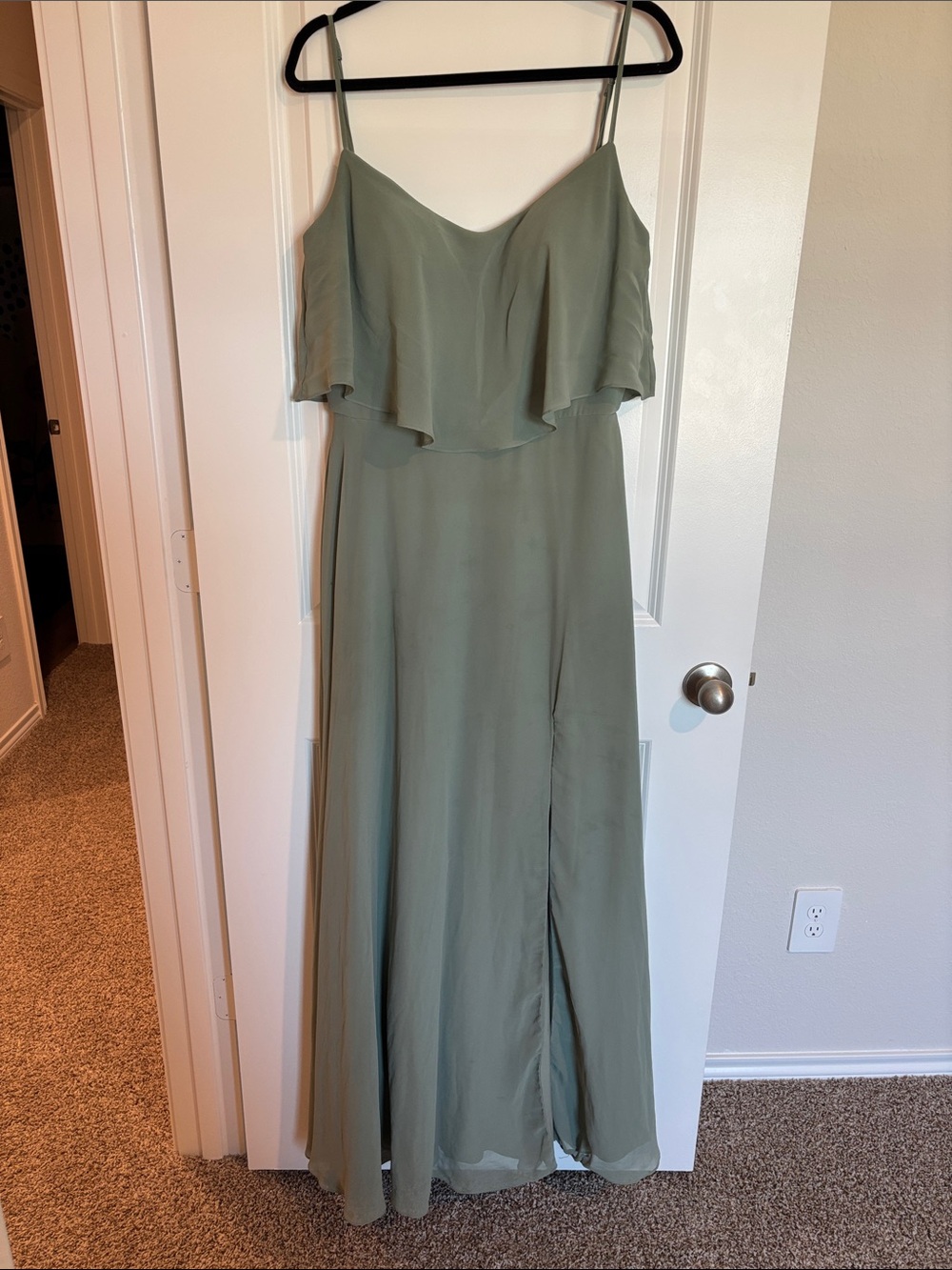 Sage Green Spaghetti Strap bridesmaid Dress